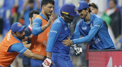 নবীর ঝোড়ো ইনিংসে ভর করে আফগানিস্তানের ১৬৯ রানের লড়াকু ইনিংস